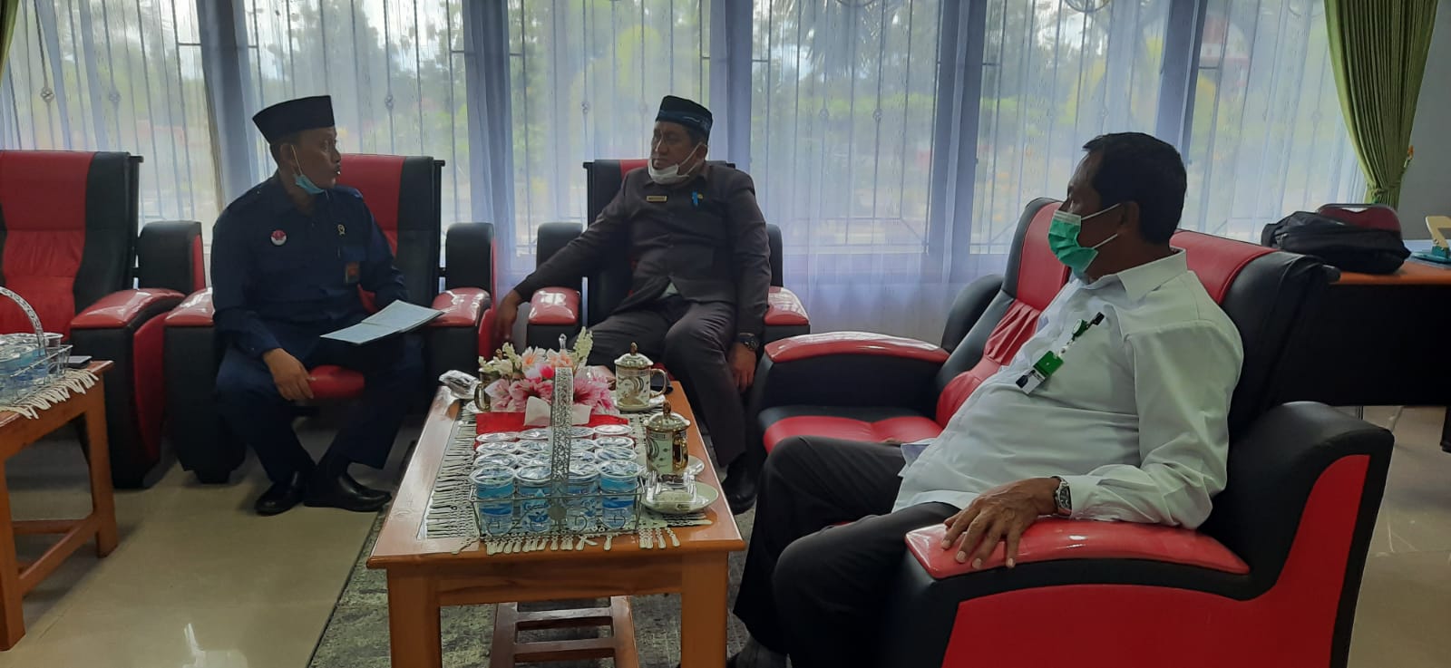 Foto_pertemuan_1.jpeg - 128.31 kB