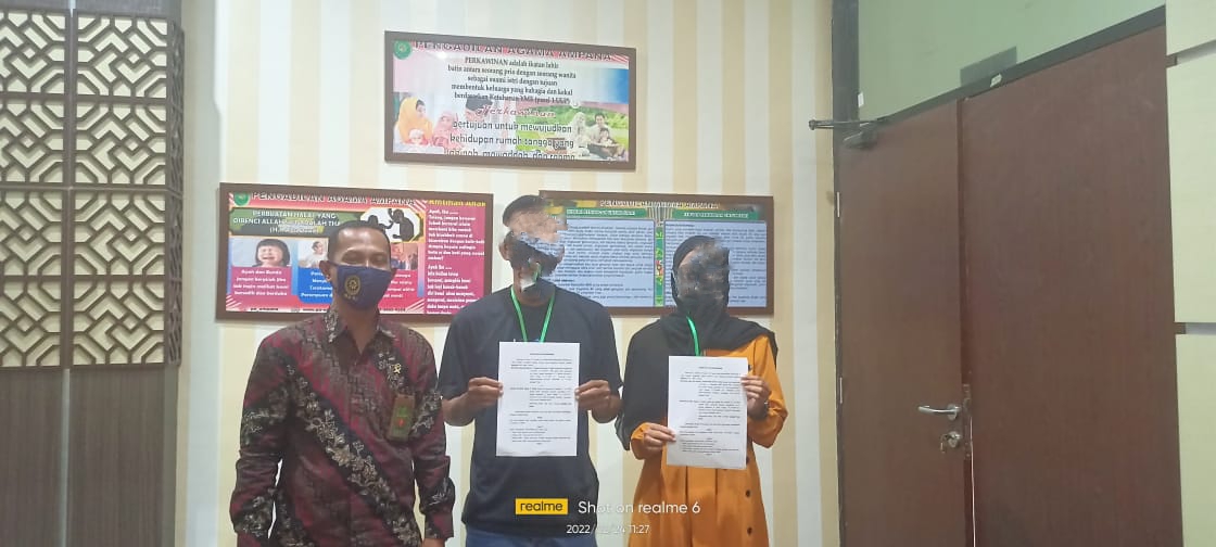 foto_berhasil_mediasi.jpeg - 219.13 kB