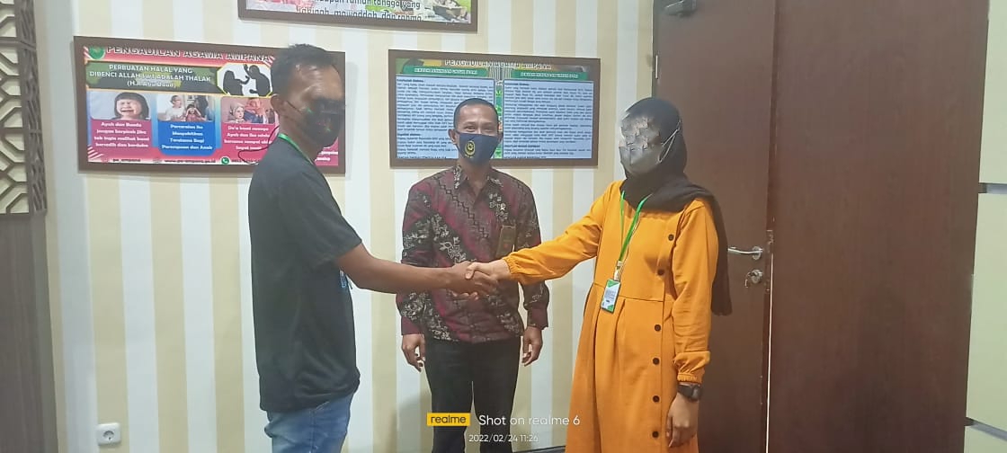 foto_berhasil_mediasi1.jpeg - 198.38 kB