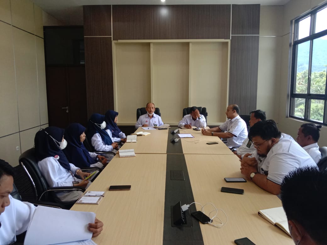 foto_rapat_awal_tahun1.jpeg - 76.27 kB