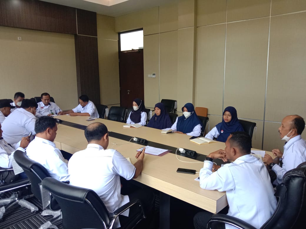foto_rapat_awal_tahun2.jpeg - 82.47 kB