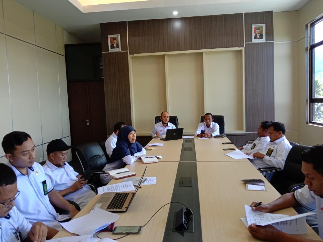 foto_rapat_it_1.jpeg - 84.72 kB