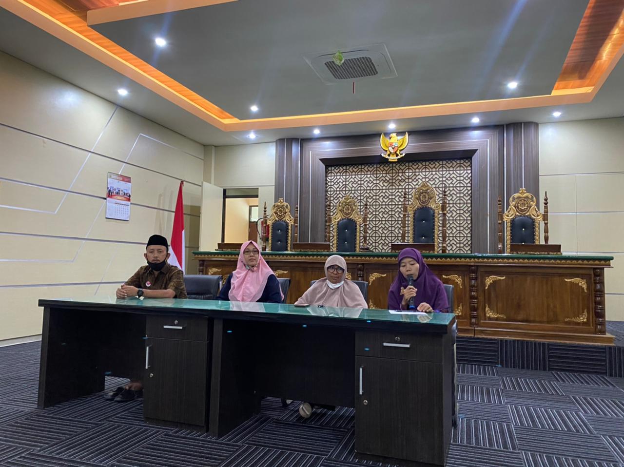 Foto_arisan4.jpeg - 149.00 kB